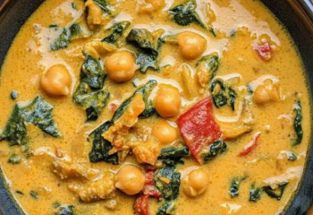 (Fresh) Coconut Chickpea Curry